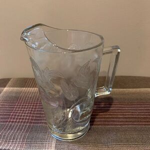 VTG Jeanette Glass Late Tomato Vine Clear Pitcher 32 Oz Perfect For Bloody Marys